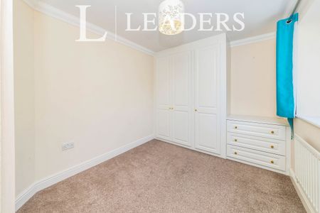 4 bedroom mid-terrace to rent Walhatch Close, Forest Row - Photo 2