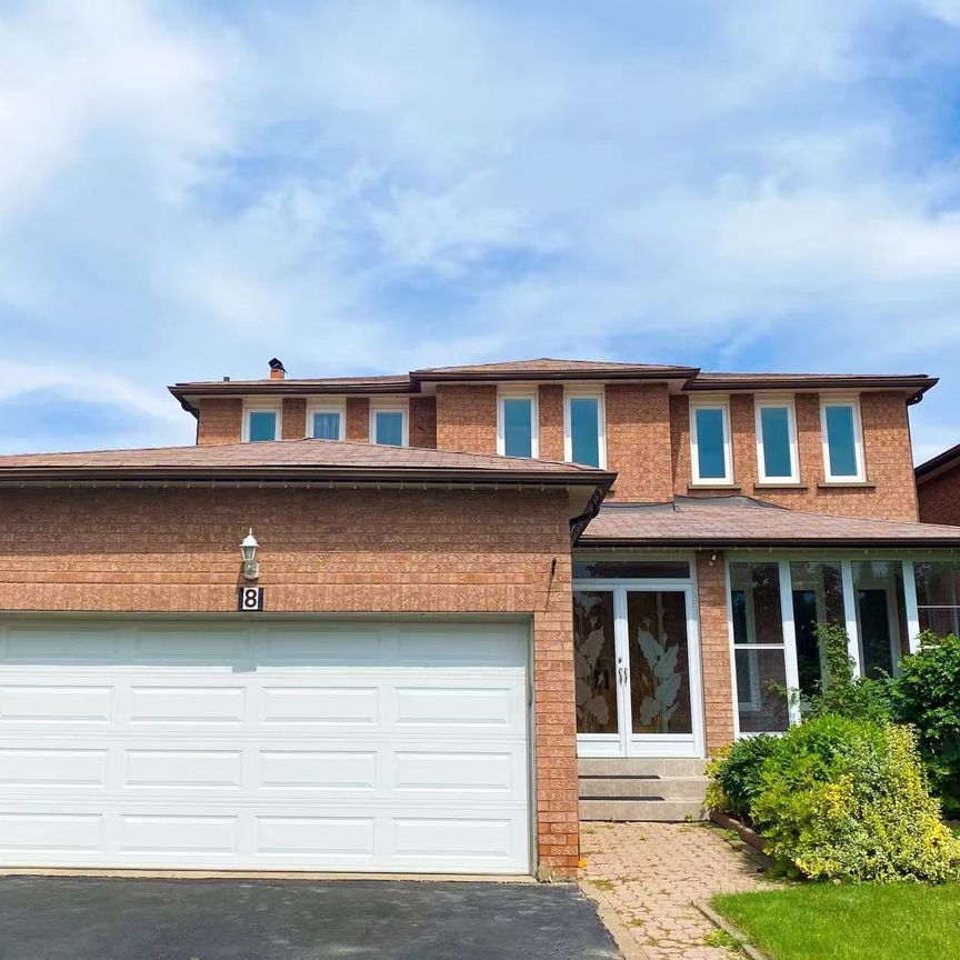 For Lease - 8 Purcell Square, Toronto, Ontario - Photo 1