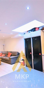 4 bedroom terraced house to rent - Photo 4