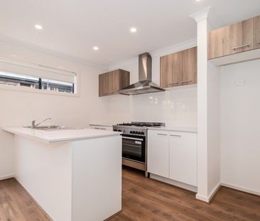 Welcoming and A Desirable home - Photo 3