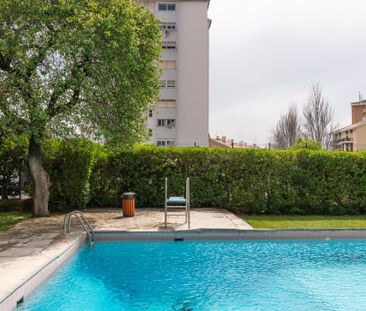 1 Bedroom Apartment in a condominium, São João do Estoril, Cascais - Photo 1