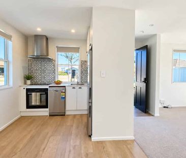 Addington Townhouse - Photo 3