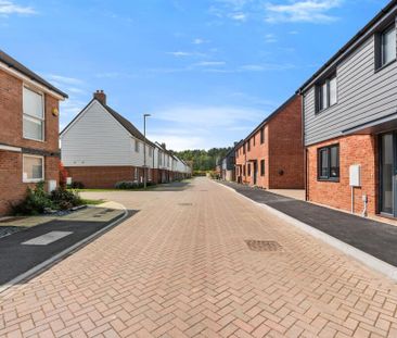 2 bedroom terraced house to rent - Photo 3