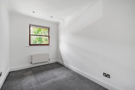 Claybourne Mews, London SE19 - Photo 2