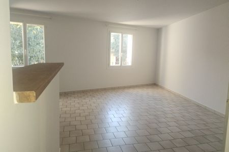 APPARTEMENT T2 - Photo 3