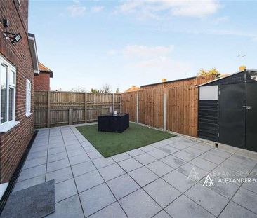 Benning Avenue, Dunstable, Bedfordshire, LU6 - Photo 6