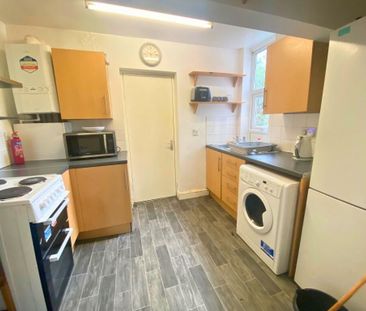 2 bedroom house share to rent - Photo 3