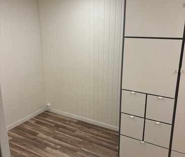 Södra Gårdens Väg, Örebro - Photo 1