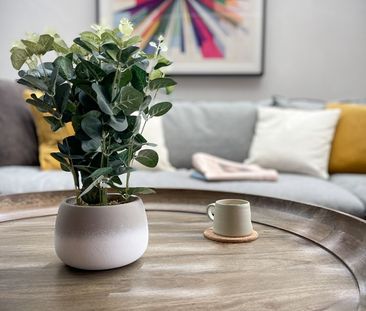 2 Bed Flat, Windmill Road, TW8 - Photo 6