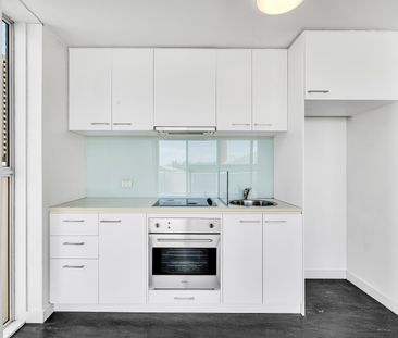 9/12 Sydney Pl, Adelaide SA 5000 - Apartment For Rent | Domain - Photo 6