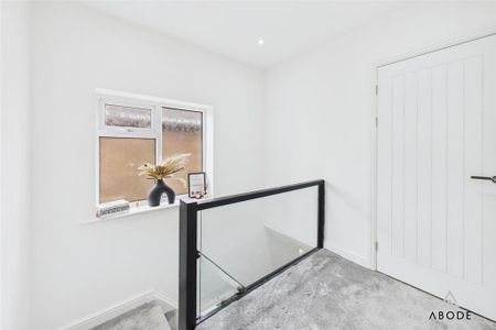 3 bedroom detached house to rent - Photo 3