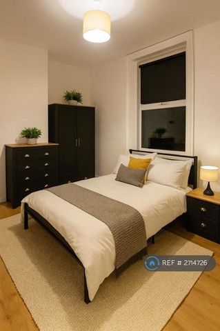 1 bedroom in a house share to rent - Photo 3