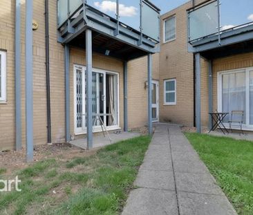 2 bedroom flat to rent - Photo 6