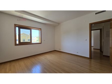 Moradia T4 em Lisboa - Photo 2