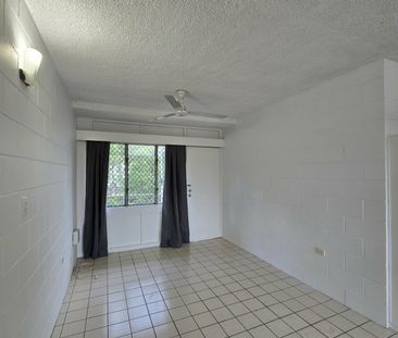 INNER CITY LIVING!!! - Photo 1