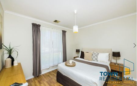 2 Slight Place, Holt ACT 2615 - House For Rent | Domain - Photo 2