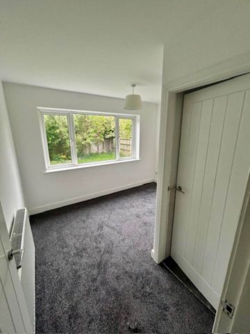 Dudlows Green Road, Warrington - Photo 4