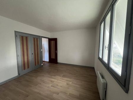 Location maison individuelle 4 pièces 85 m² à Villefranche-de-Rouergue (12200) - Photo 2