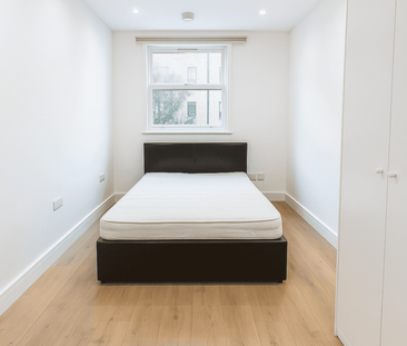 5 bedroom townhouse to rent - Photo 4