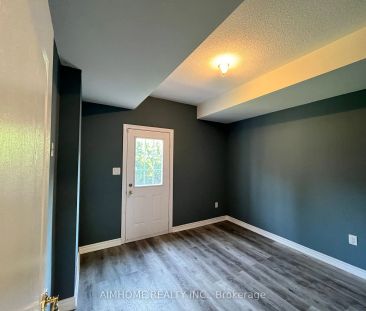 Condo Townhouse For Lease | N9294960 - Photo 4