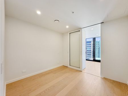 Welcome to apartment 407 in Hyde Lane. - Photo 3