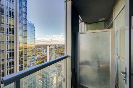 For Lease - 1 Yorkville Avenue Unit# 5003, Toronto, Ontario - Photo 2
