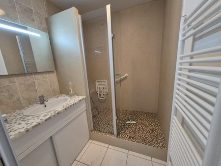 Location Appartement 2 pièces 43m² ARRAS 62000 - Photo 5