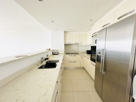 Appartement 130 m² - 3 Pièces - Cannes (06400) - Photo 5