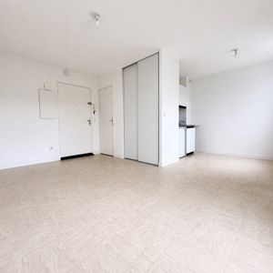 Location Appartement 1 pièce 22m² CLERMONT FERRAND 63000 - Photo 2