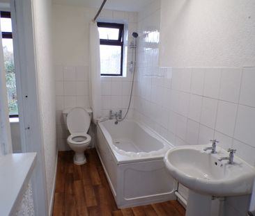 2 Bed Terraced House, Stott St, M35 - Photo 3
