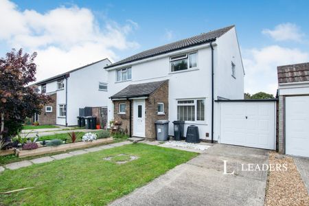2 bedroom semi-detached to rent Bucklers Way, Bournemouth - Photo 5