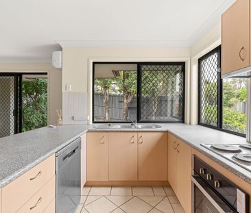 Private 2 Level Living in Quiet Townhouse Complex - Photo 5