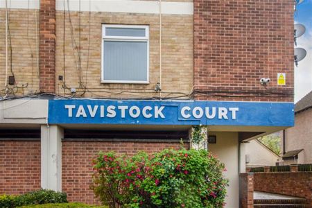 Tavistock Court - Photo 3