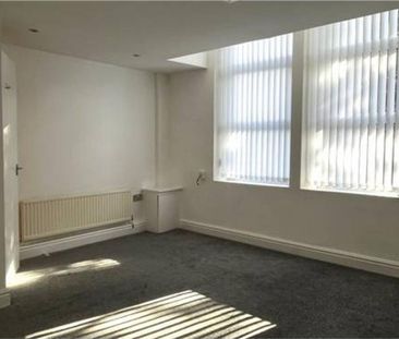3 bedroom apartment to rent - Photo 2
