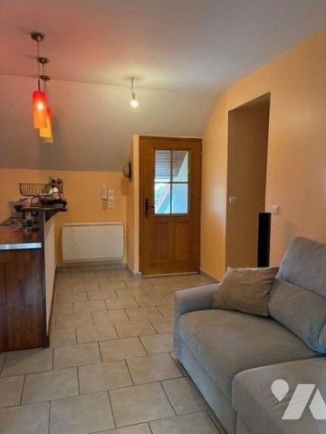 A LOUER Un Appartement de type F2 d'environ 41 m² situé au 1er étage sans ascenseur à FAIX - SA... - Photo 3