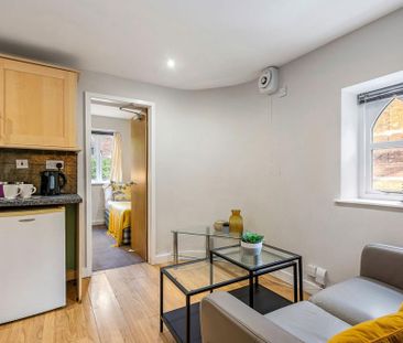 1 bedroom flat to rent - Photo 5