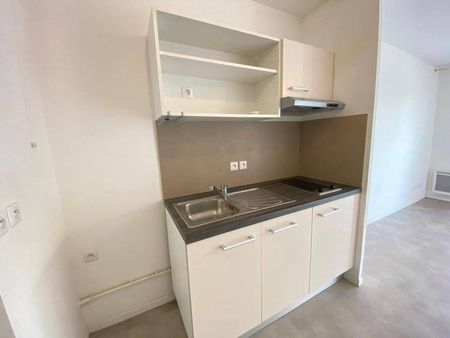 Location appartement récent 1 pièce 24.5 m² à Montpellier (34000) - Photo 2