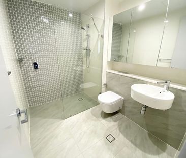 Bright two bedroom apartment in Waterloo - Photo 5