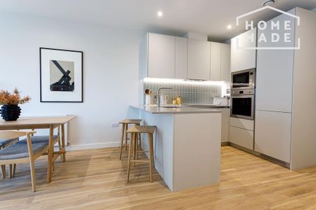 3 bedroom flat to rent - Photo 2