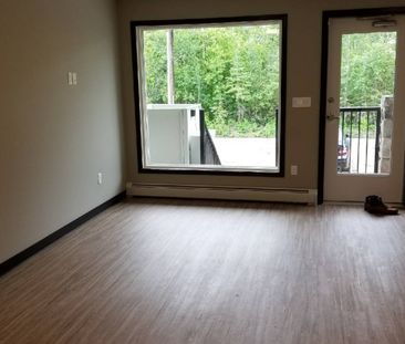 Thoughtfully Designed Accessible Housing for Low-Income Living in Red - Photo 1