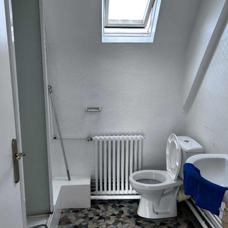 Location Appartement 2 pièces 35m² ELBEUF 76500 - Photo 4