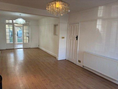 3 bedroom terraced house to rent - Photo 4