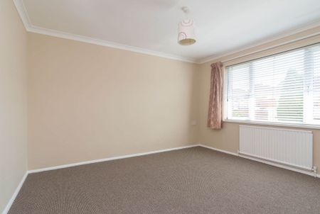 5 Rathmore Park, BELFAST, BT10 0FW - Photo 3