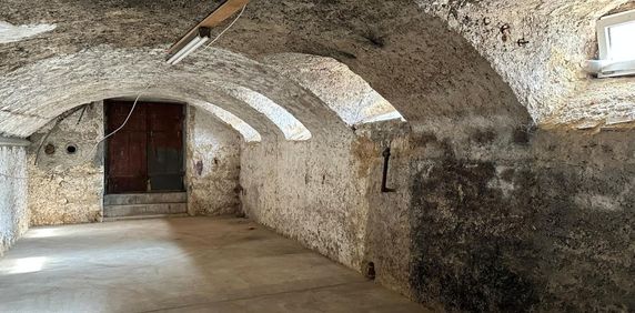 St-Imier, large vaulted cellar - Foto 2