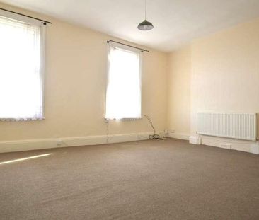 Vicarage Park, Plumstead, London, SE18 - Photo 1