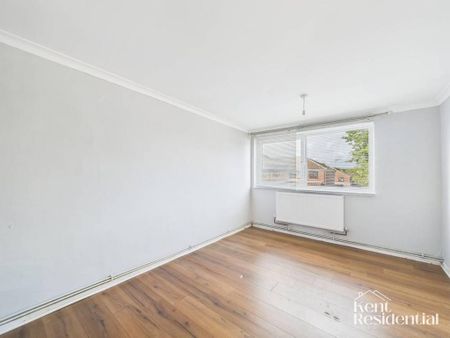 3 bedroom property to rent - Photo 2