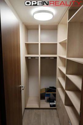 Pronájem nového velmi pěkného plně zařízeného bytu 2+kk, Brno, novostavba s parkovacím stáním - Photo 1