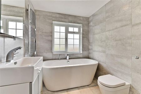 5 bedroom detached house to rent - Photo 5