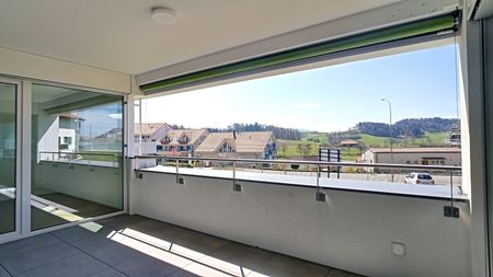 Moderne 4.5 Zimmerwohnung in Heitenried - Photo 5