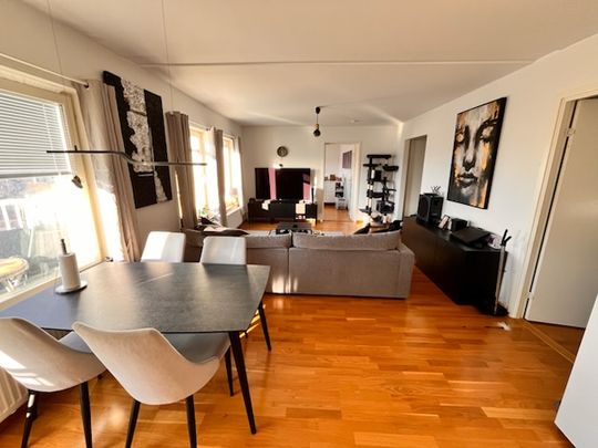 Timvinkelvägen, Haninge - Photo 1